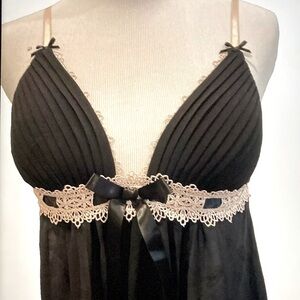 Linea Donatella Lace Chemise Babydoll Black and Ivory Small